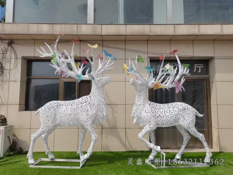 叉角小鹿小区不锈钢雕塑