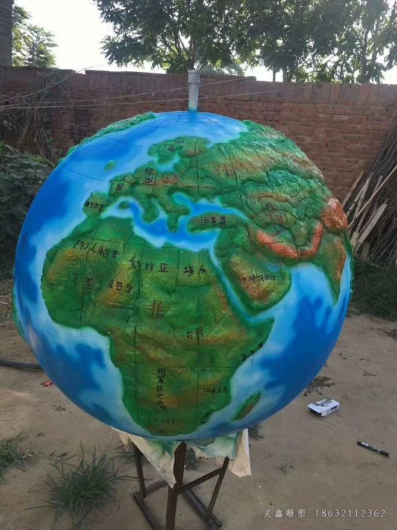 不锈钢彩绘地球仪城市雕塑