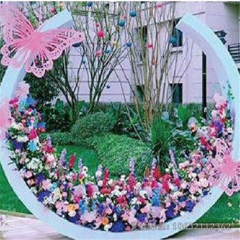 不锈钢彩绘月亮景区雕塑