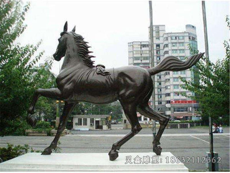 不锈钢奔马广场动物雕塑