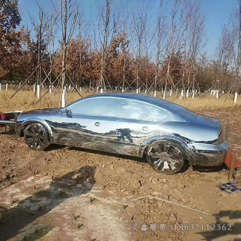不锈钢车模广场景观雕塑