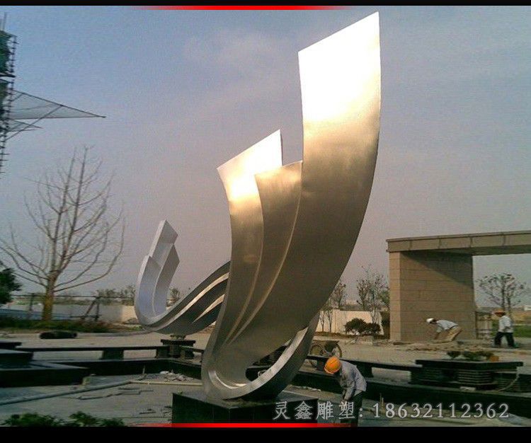 不锈钢彩绘抽象公园雕塑