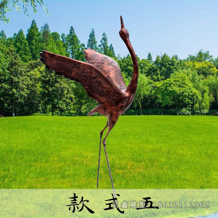 展翅仙鹤小区景观铜雕