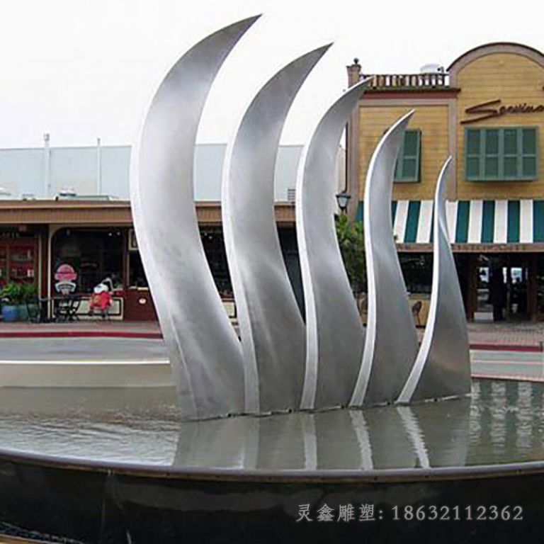 不锈钢镜面翅膀公园雕塑
