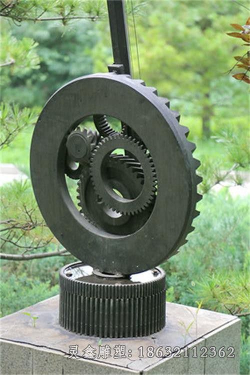 不锈钢抽象齿轮小区雕塑