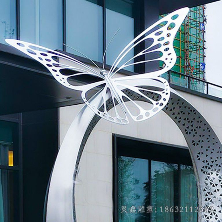 不锈钢镜面蝴蝶小区雕塑