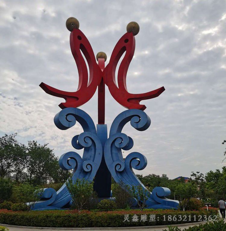 不锈钢抽象海豚顶球雕塑