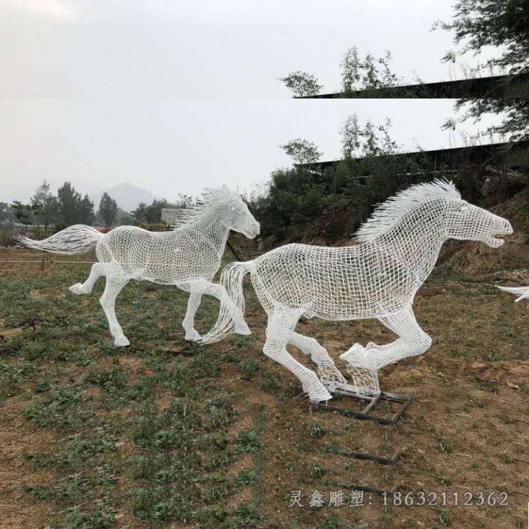 不锈钢镂空马公园雕塑