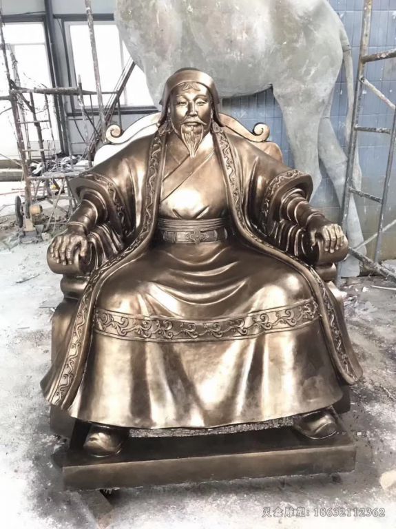 坐姿成吉思汗广场铜雕