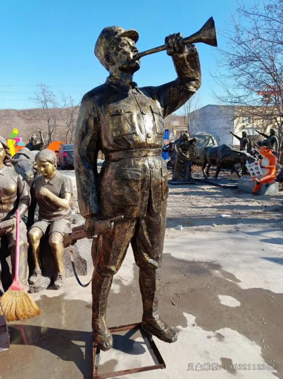 吹冲锋号红军景区人物铜雕