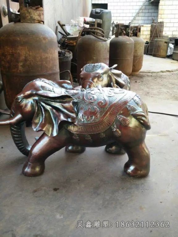 彩绘大象庭院景观铜雕