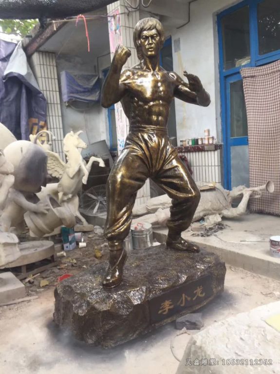 功夫之王李小龙城市铜雕