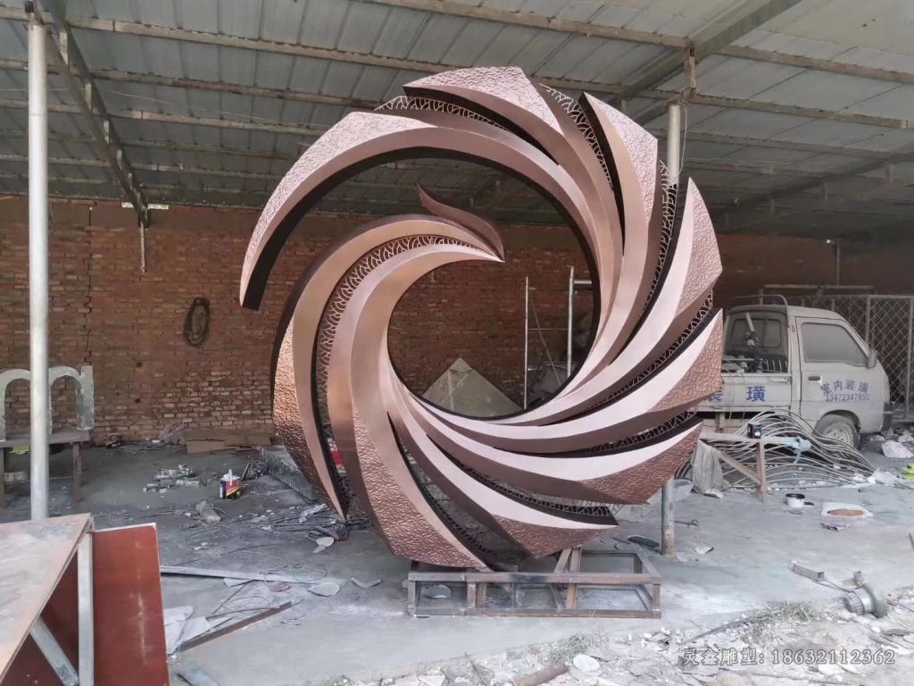 不锈钢抽象凤凰广场雕塑