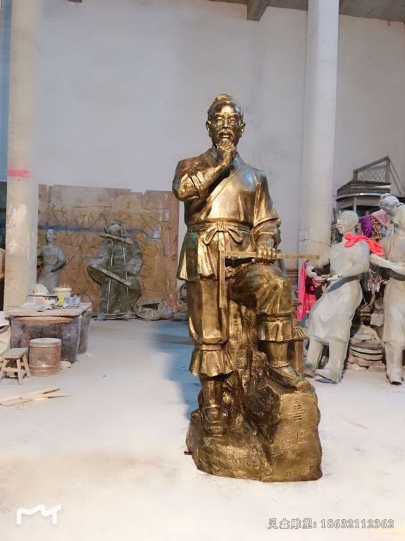 古代巧匠鲁班街边铜雕