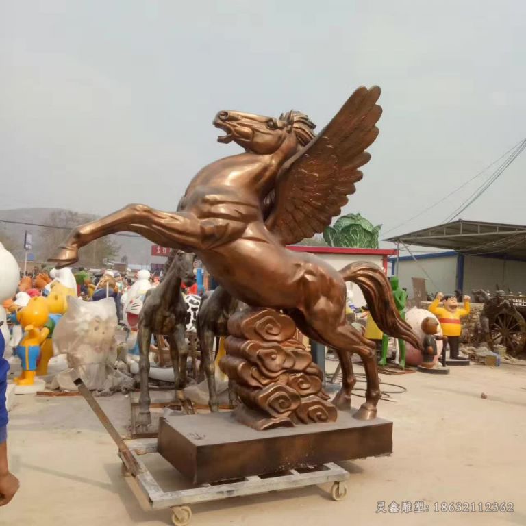 飞马城市景观铜雕