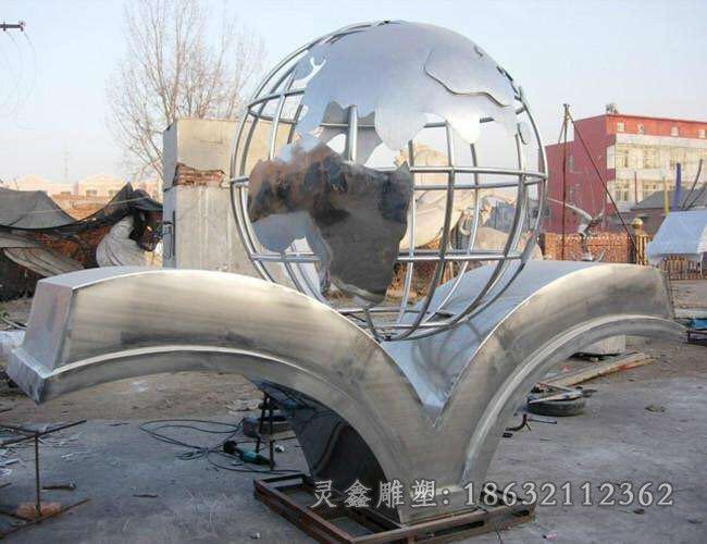 不锈钢镜面地球仪庭院雕塑