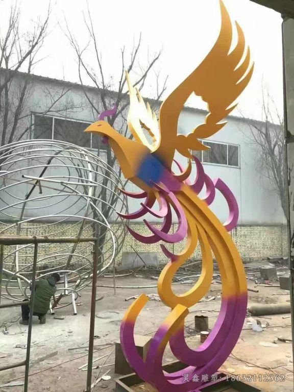 彩绘凤凰街边不锈钢雕塑