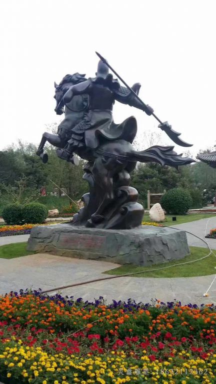 骑马关公城市人物铜雕