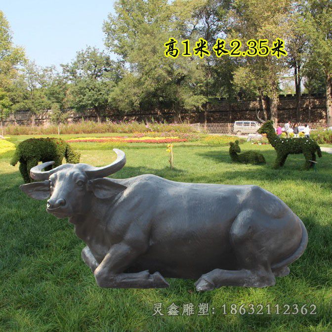 卧姿牛户外景观铜雕