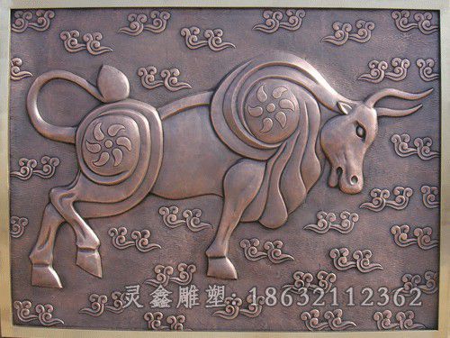 浮雕动物牛广场铜雕