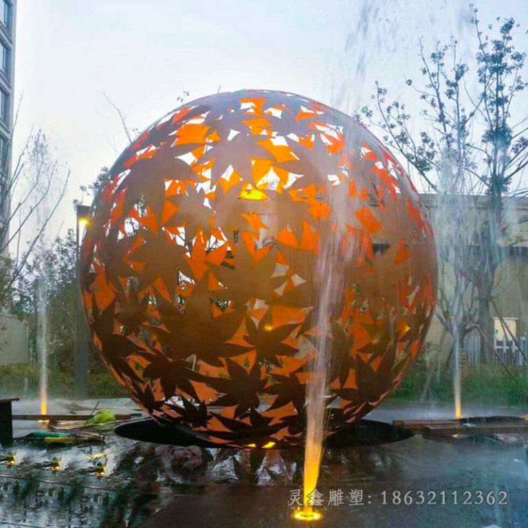 金色镂空球别墅不锈钢雕塑