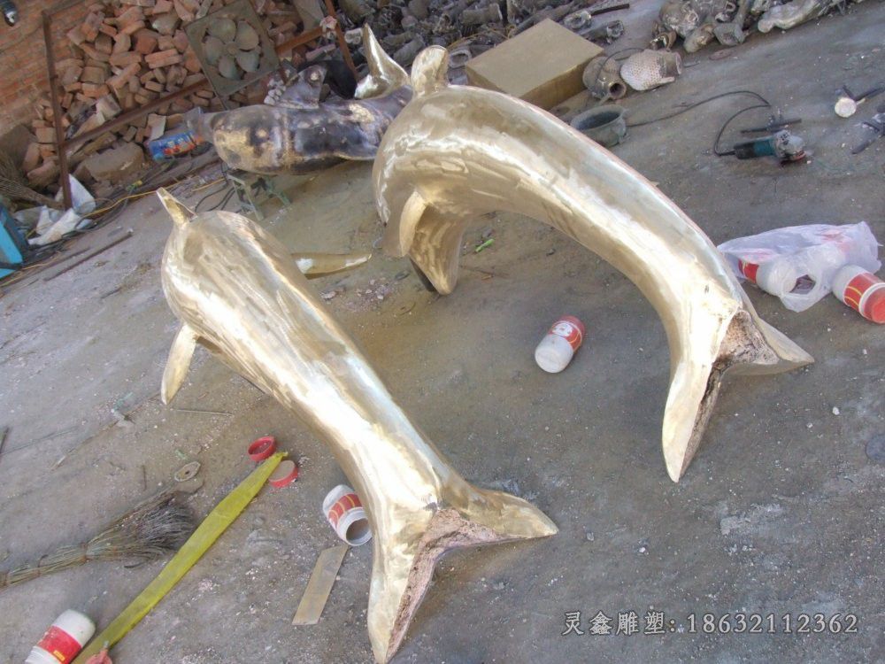 不锈钢金色海豚广场雕塑