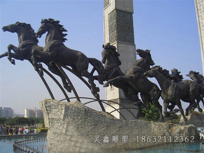 群马广场景观铜雕