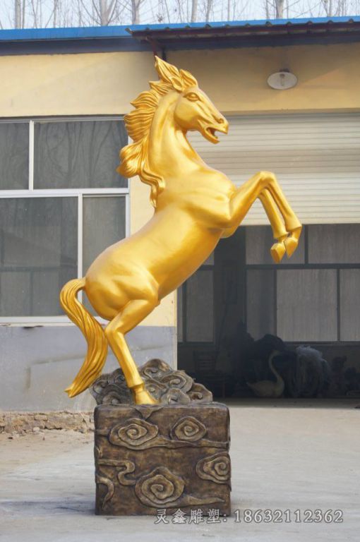 金色马小区动物铜雕