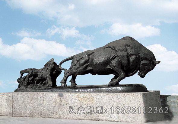 开荒牛街边动物铜雕
