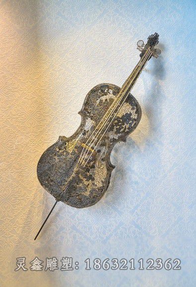 不锈钢大提琴广场雕塑