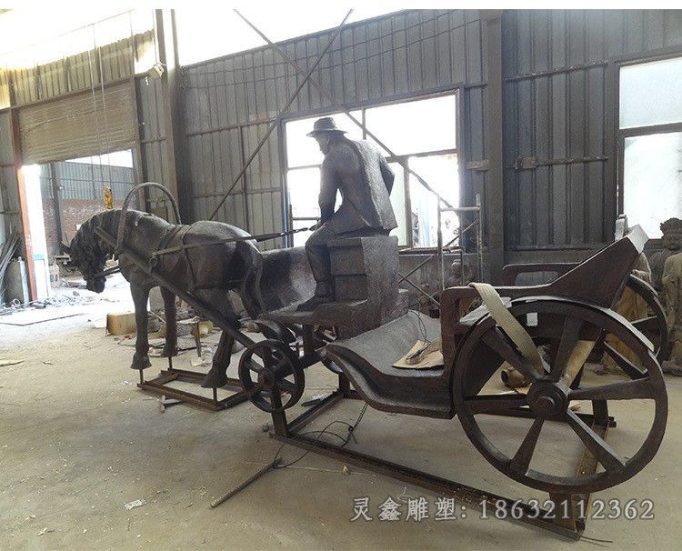 马拉车广场景观铜雕