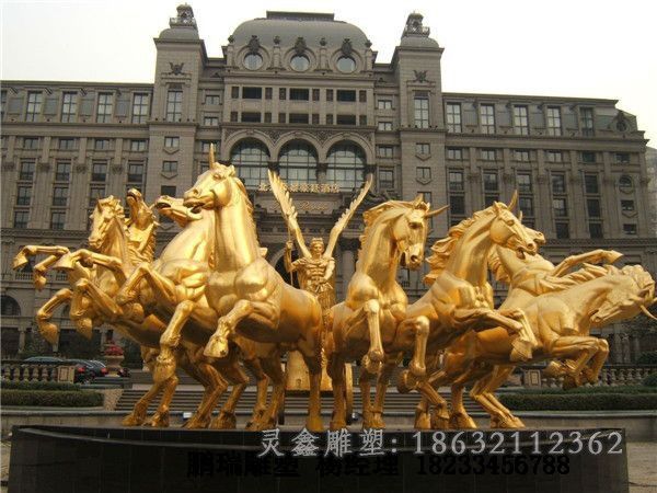 阿波罗喷泉小区铜雕