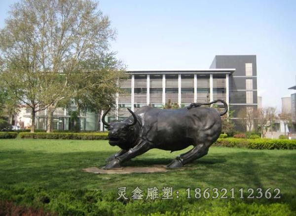 招财牛街边景观铜雕