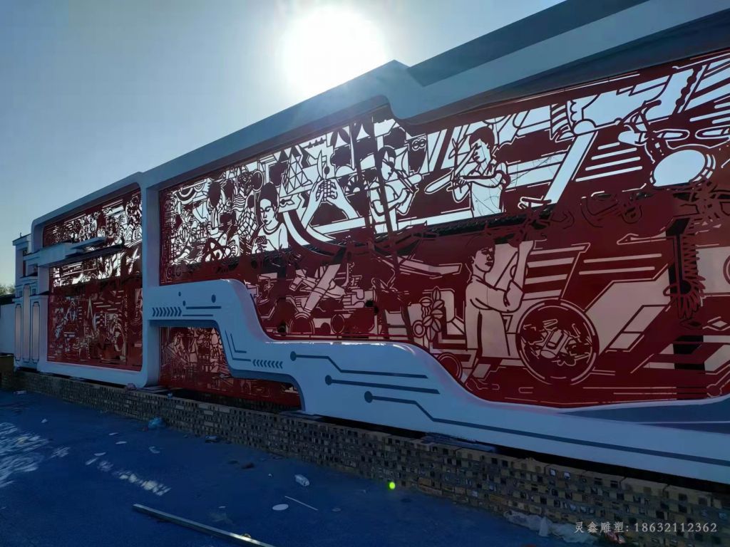 不锈钢剪纸彩绘雕塑