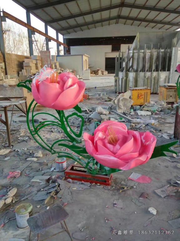 不锈钢牡丹花彩绘雕塑