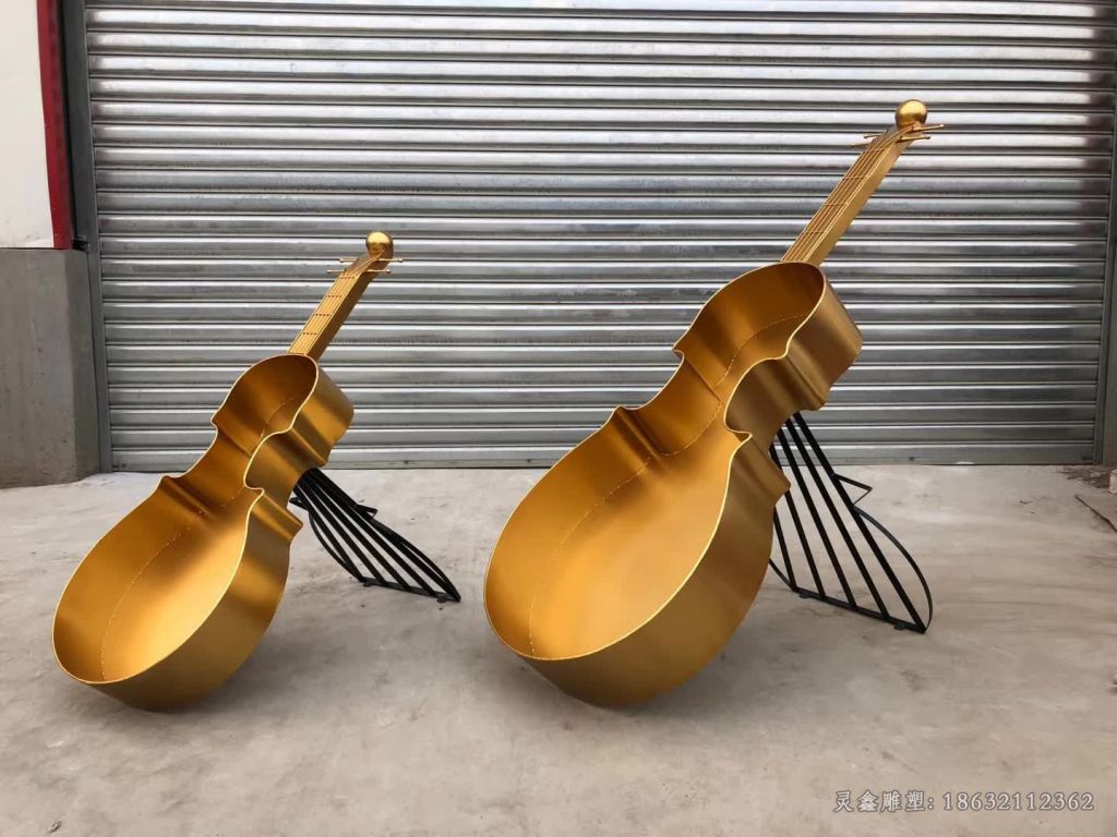 不锈钢小提琴景观雕塑