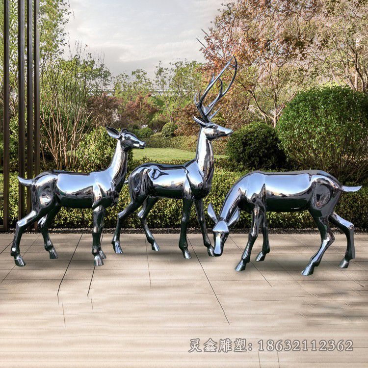 三只小鹿不锈钢雕塑