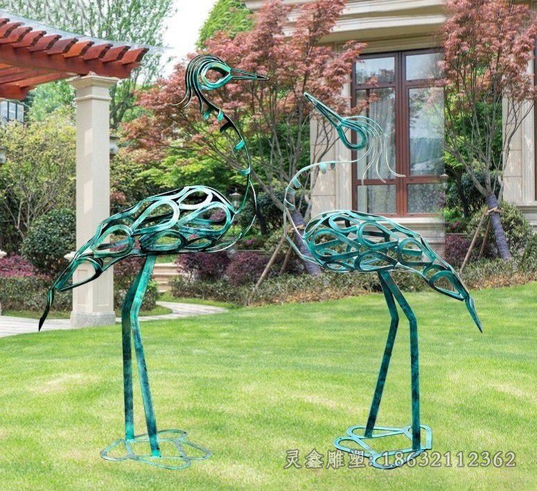 镂空仙鹤不锈钢雕塑