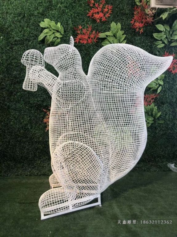 动物松鼠不锈钢景观雕塑