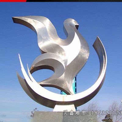 飞鸽广场景观雕塑