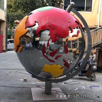 不锈钢彩绘地球仪雕塑