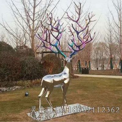 不锈钢几何鹿庭院雕塑