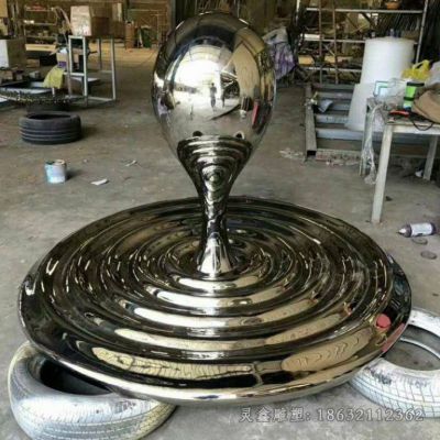 不锈钢镜面水滴景区雕塑