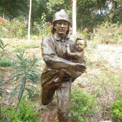 消防员公园人物铜雕