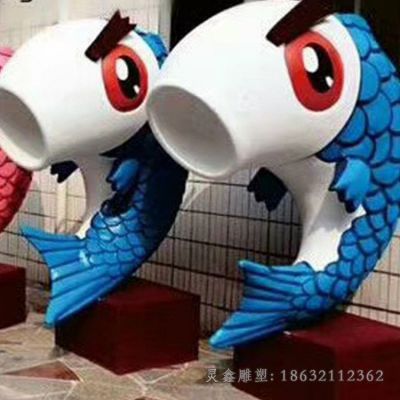 不锈钢彩绘鱼小区雕塑
