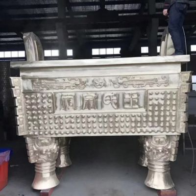 方形鼎城市景观铜雕