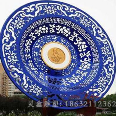 不锈钢彩绘广场景观雕塑