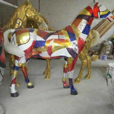 不锈钢彩绘马城市雕塑