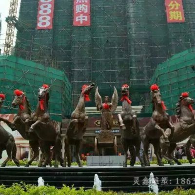 八马奔腾广场景观铜雕