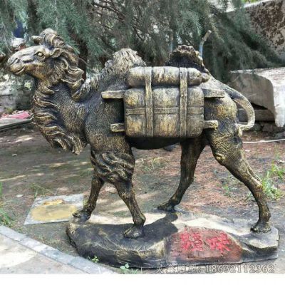 驮货骆驼公园动物铜雕